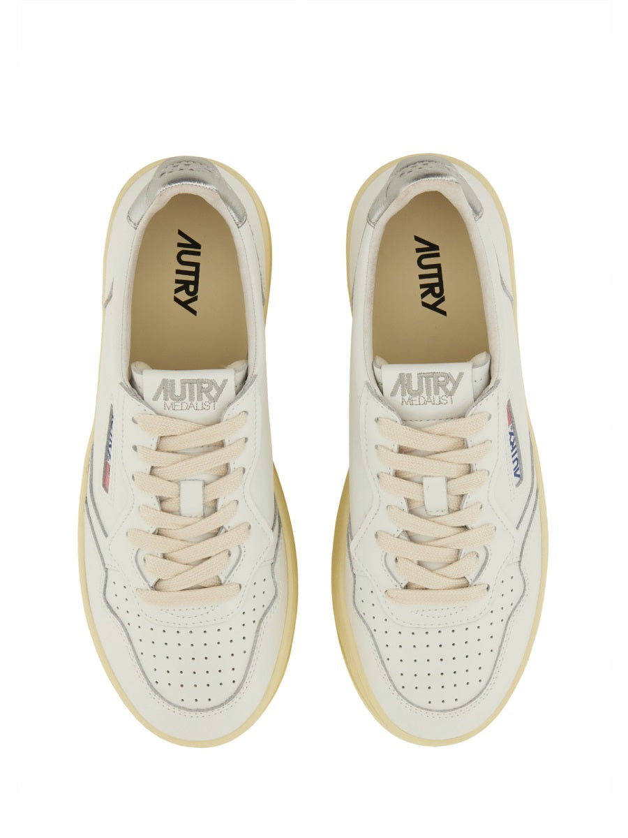 Autry Sneakers - White | Wanan Luxury