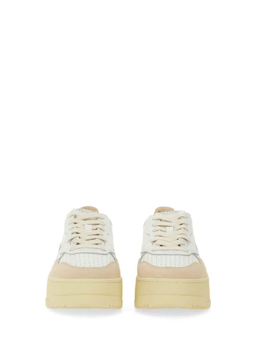 Autry Sneakers - White | Wanan Luxury