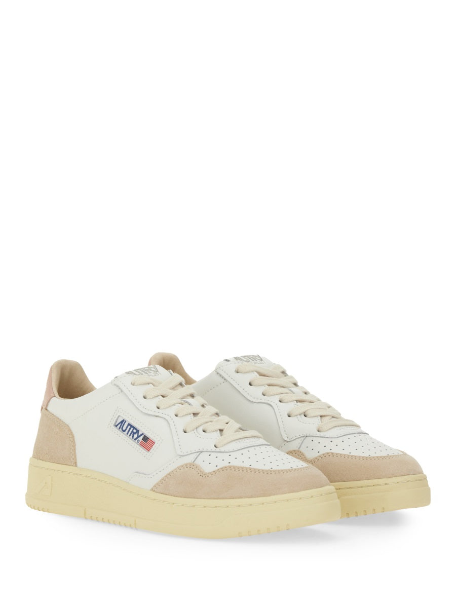 Autry Sneakers - White | 978961585bd8e0ad32f5dae82e5e1d57ab531dca