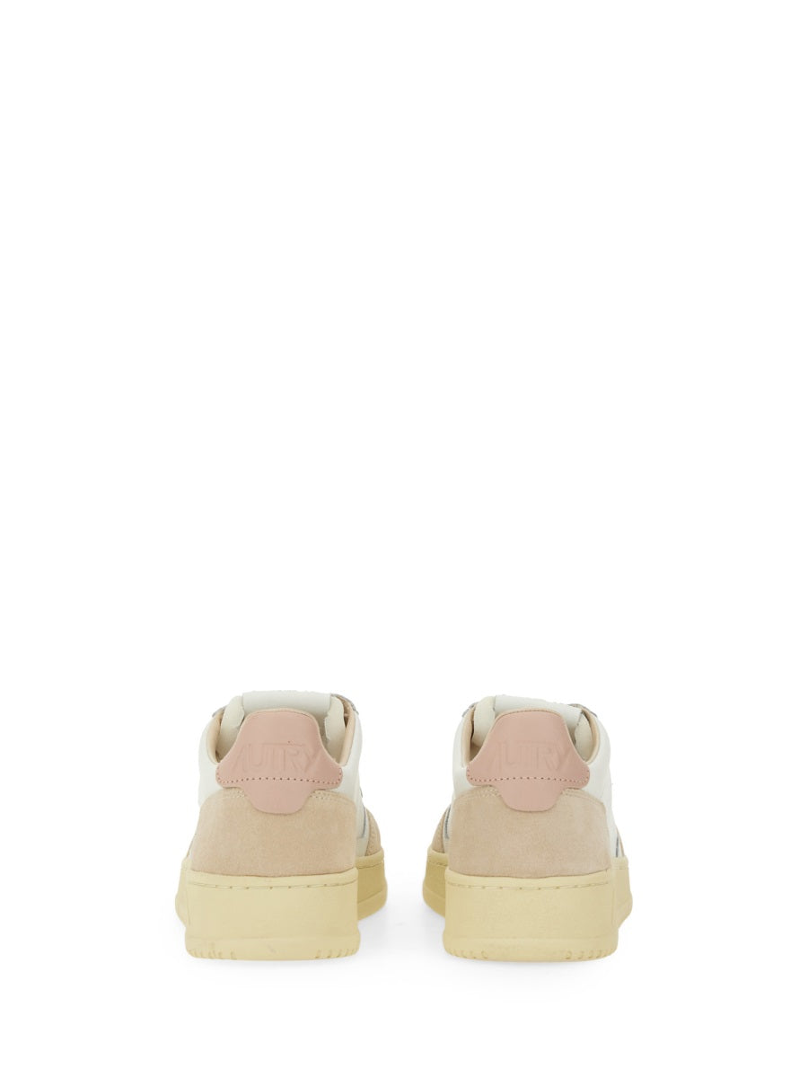 Autry Sneakers - White | 3478ccd2ac6418dff8a07b6b3c88782d1ee6196b