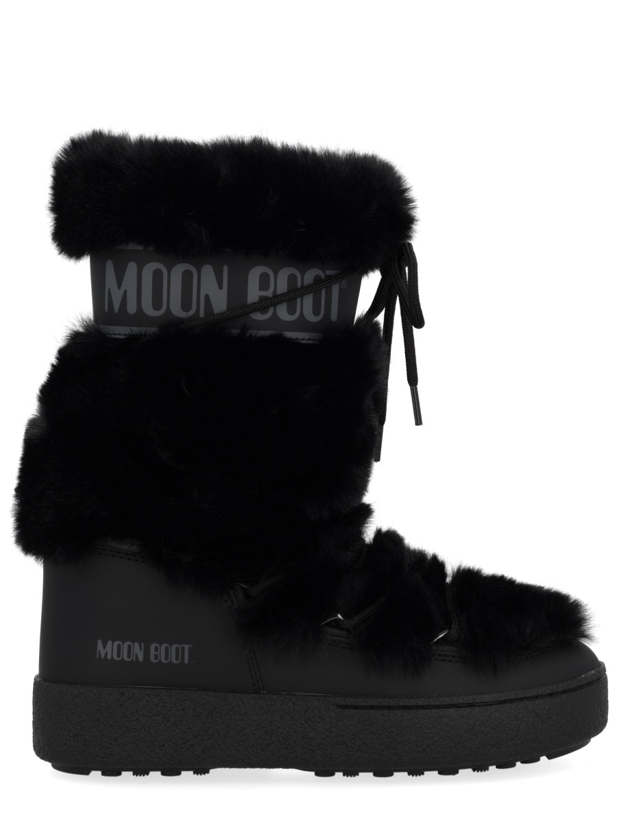 Moon Boot Boots - Black | Wanan Luxury