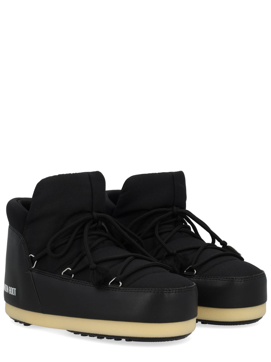 Moon Boot Boots - Black | Wanan Luxury