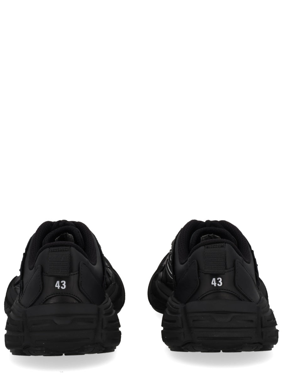 Balenciaga Sneakers - Black | Wanan Luxury