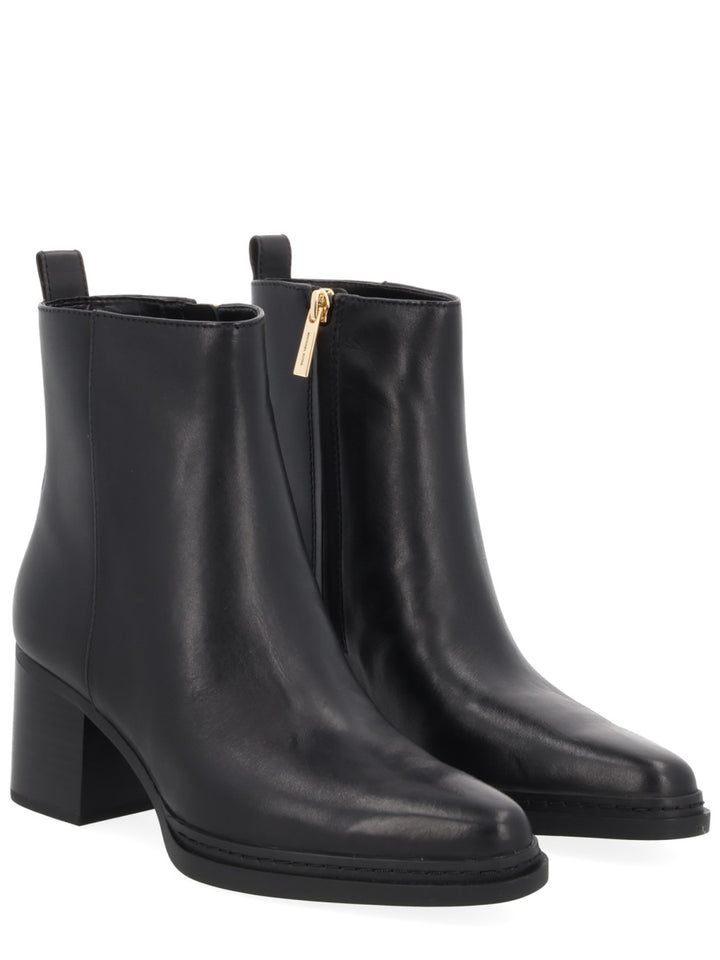Michael Kors Boots - Black | Wanan Luxury