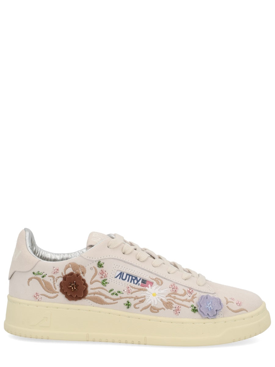 Autry Sneakers - White | Wanan Luxury
