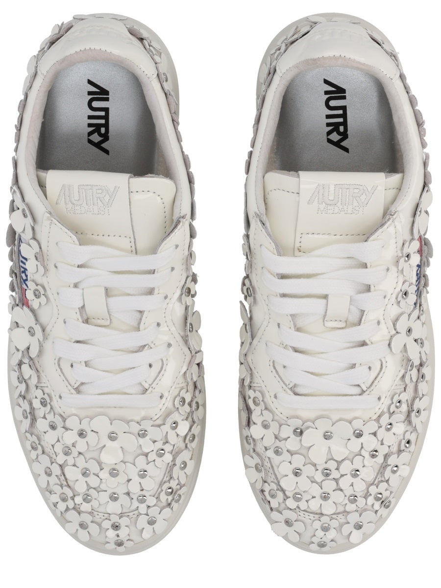 Autry Sneakers - White | Wanan Luxury