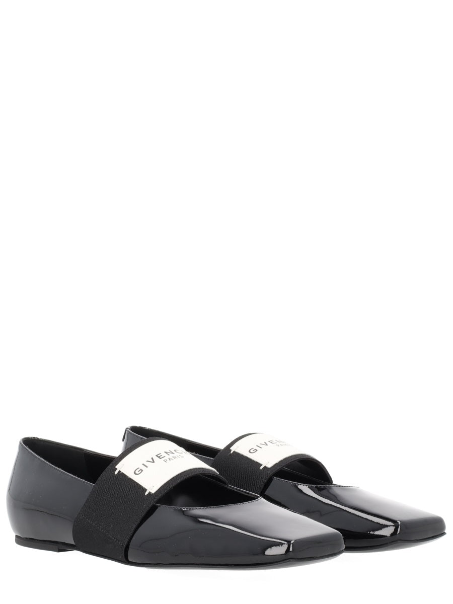 Givenchy Flat Shoes - Black | Wanan Luxury