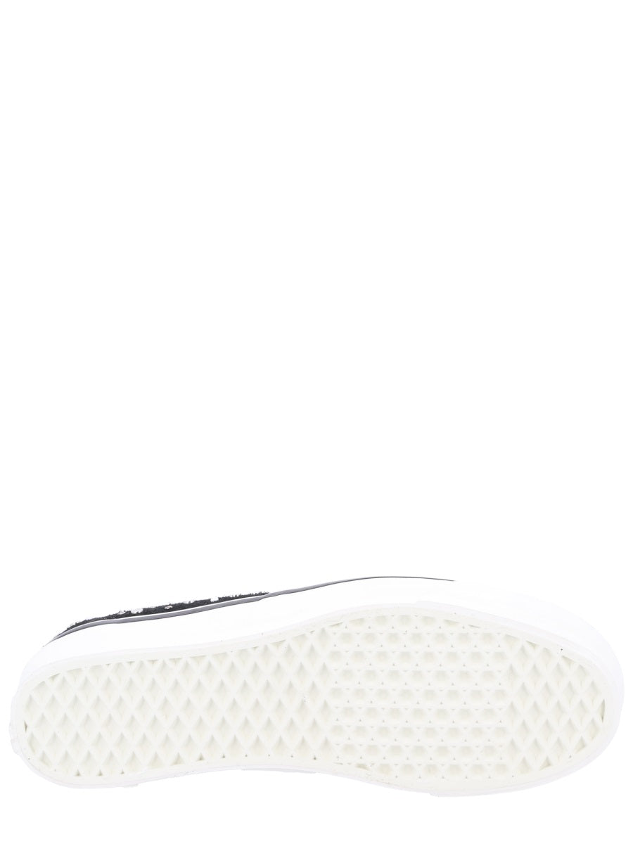 Vans Sneakers - Black | Wanan Luxury