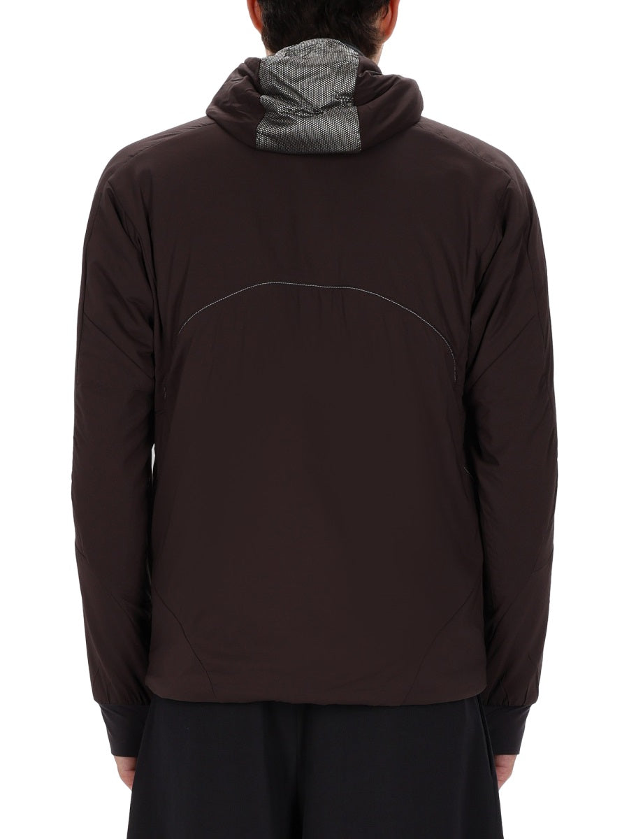 And Wander Jackets - Bordeaux | aae75b01b167eb5922788570c6e3a4fd706ee4d6