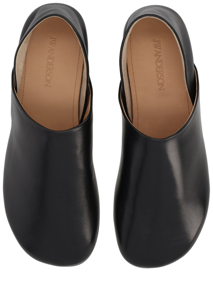 Jw Anderson Flat Shoes - Black | e9c62014e14f28cb505f654830f8bffa837c81c4