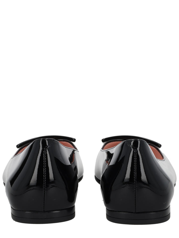 Roger Vivier Flat Shoes - Black | 5a63109a9d8dc7ca5c85afb656d51c6f1025dbab