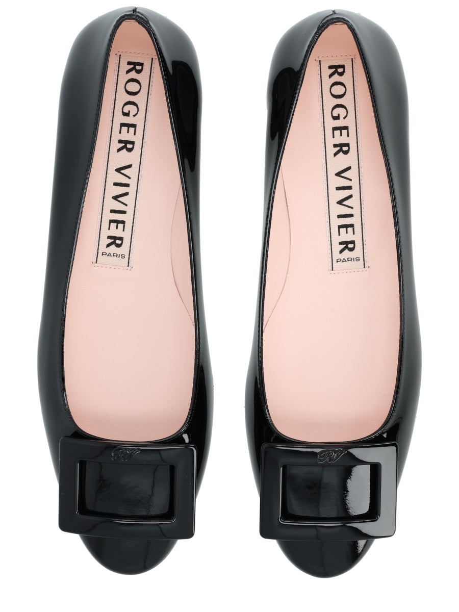 Roger Vivier Flat Shoes - Black | 18effdfd2f57caae54854d184bd36758edd896b2