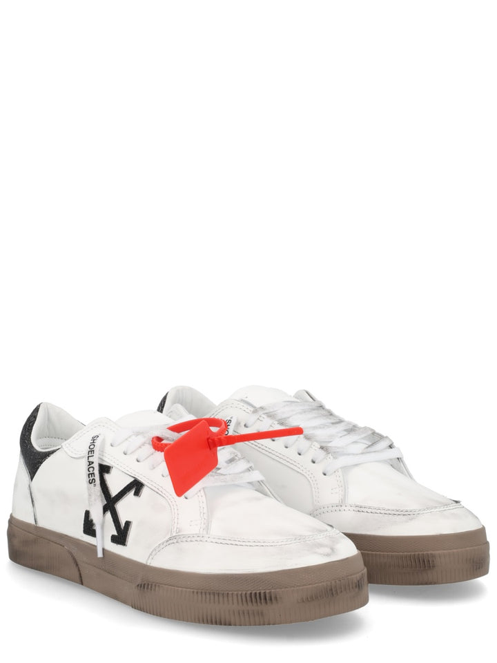 Off-White Sneakers - Black | 234923afc5db2a44724db1fc120a23da3a4269ee