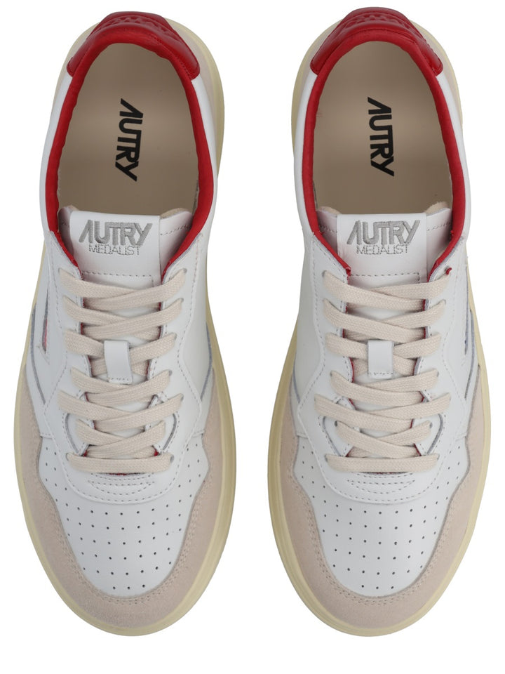 Autry Sneakers - White | f00aba7e13077722398a83c70b37d482b20cb4d0