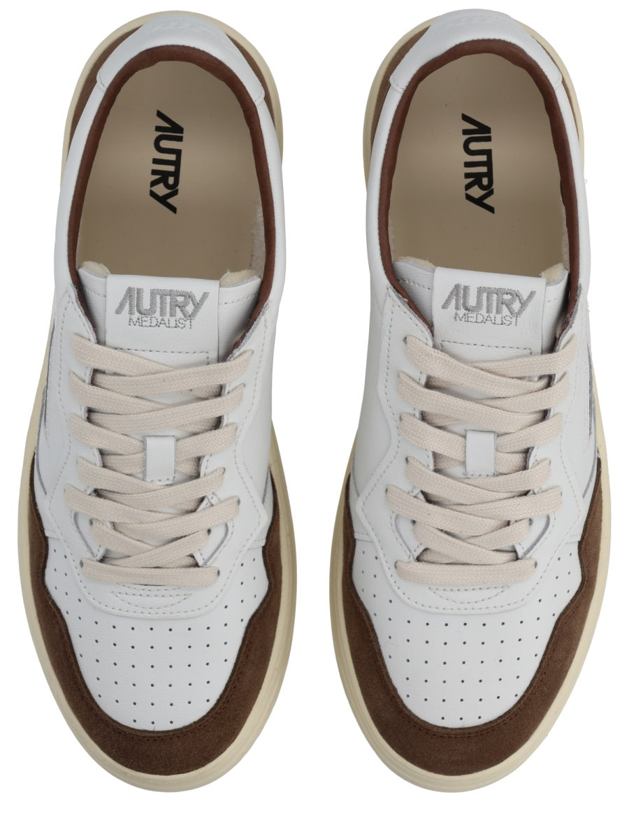 Autry Sneakers - White | 735dec5c2b2ff70e3ff3d56d15edc2aff88b878a