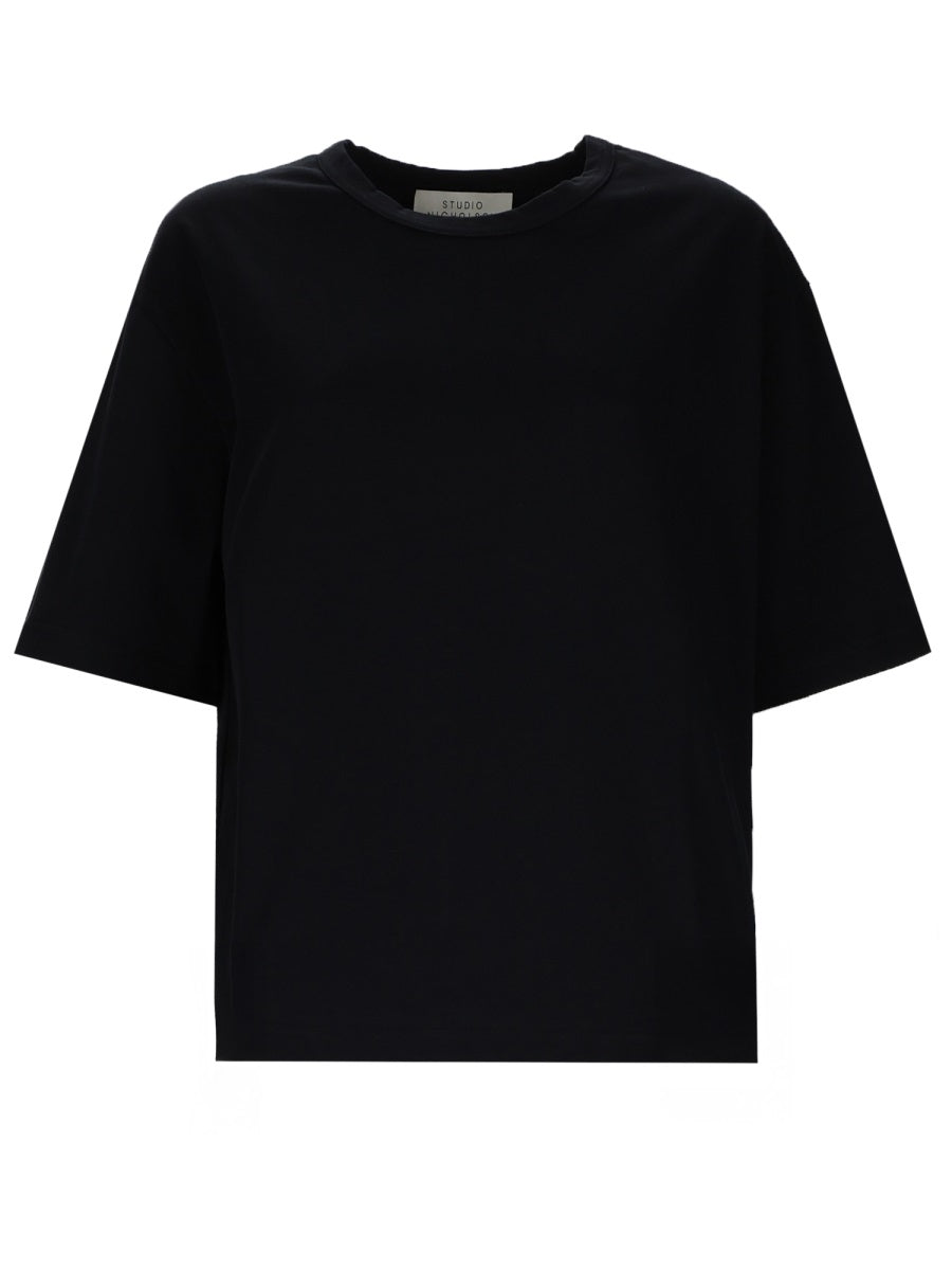 Studio Nicholson T shirts - Black | 94692bc9f4986c7ea0250e3551023cb36d90c0da