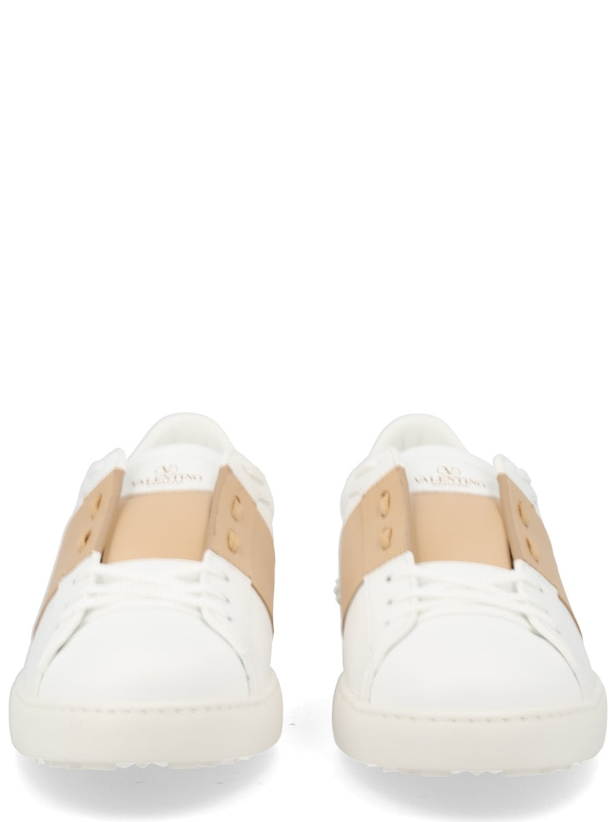Valentino Garavani Sneakers - Beige | d6bd548b204d1332a797c20d5c54c9b7e2725560