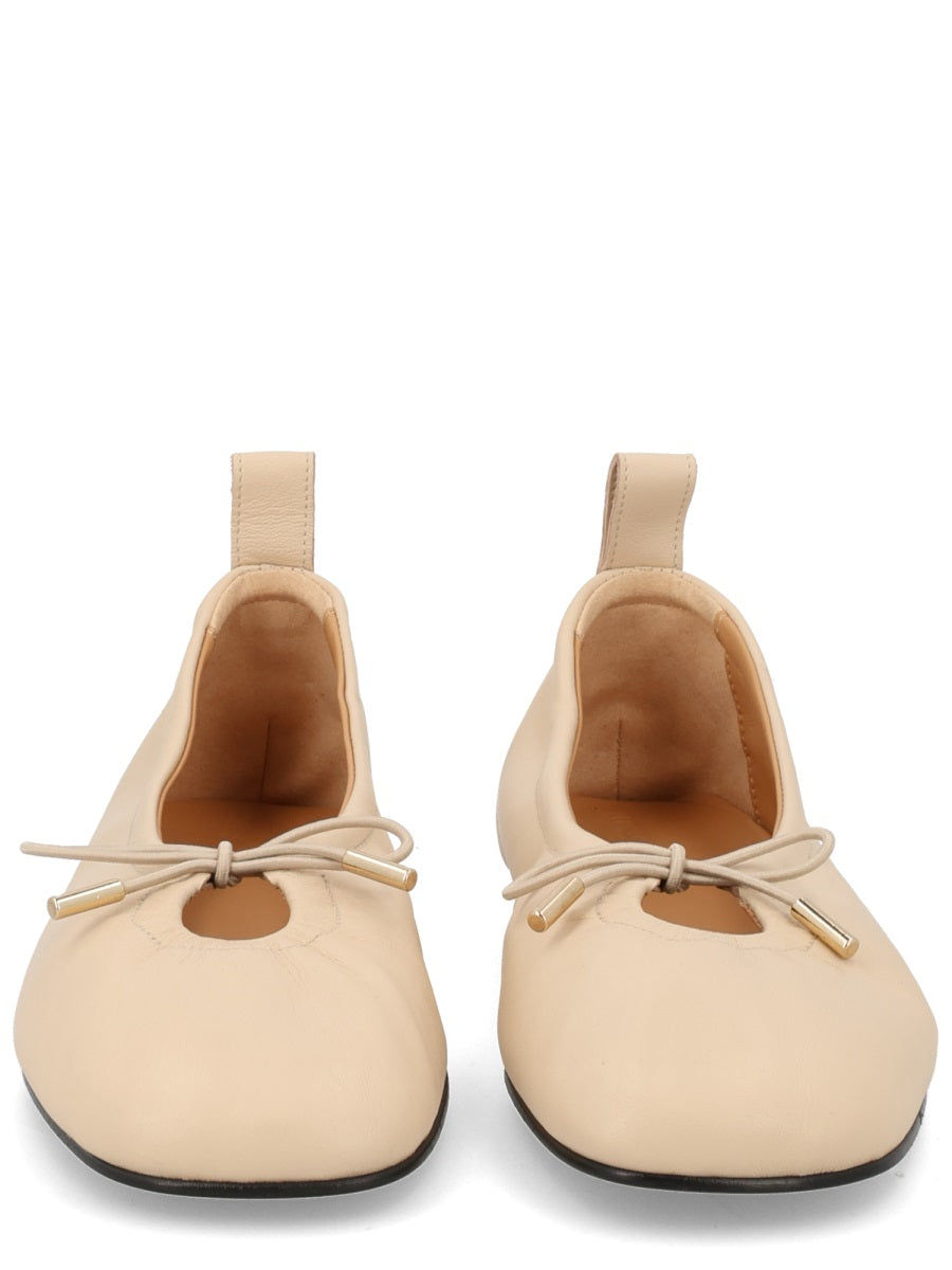 Alohas Flat Shoes - Yellow | de97b52261a21f9e3045e114114894e98a9d0952