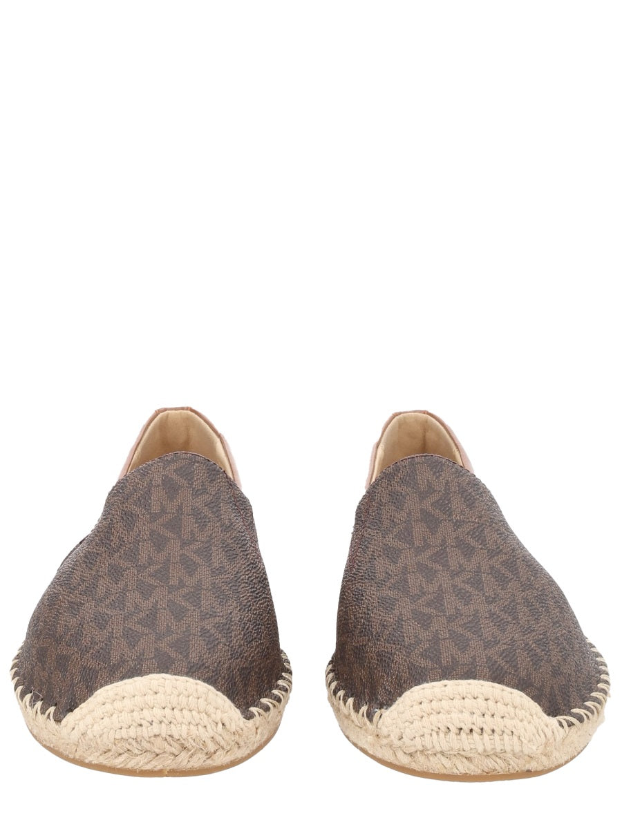 Michael Kors Flat Shoes - Brown | 2b56914194e37018a8a09307f46b256ac68a1346