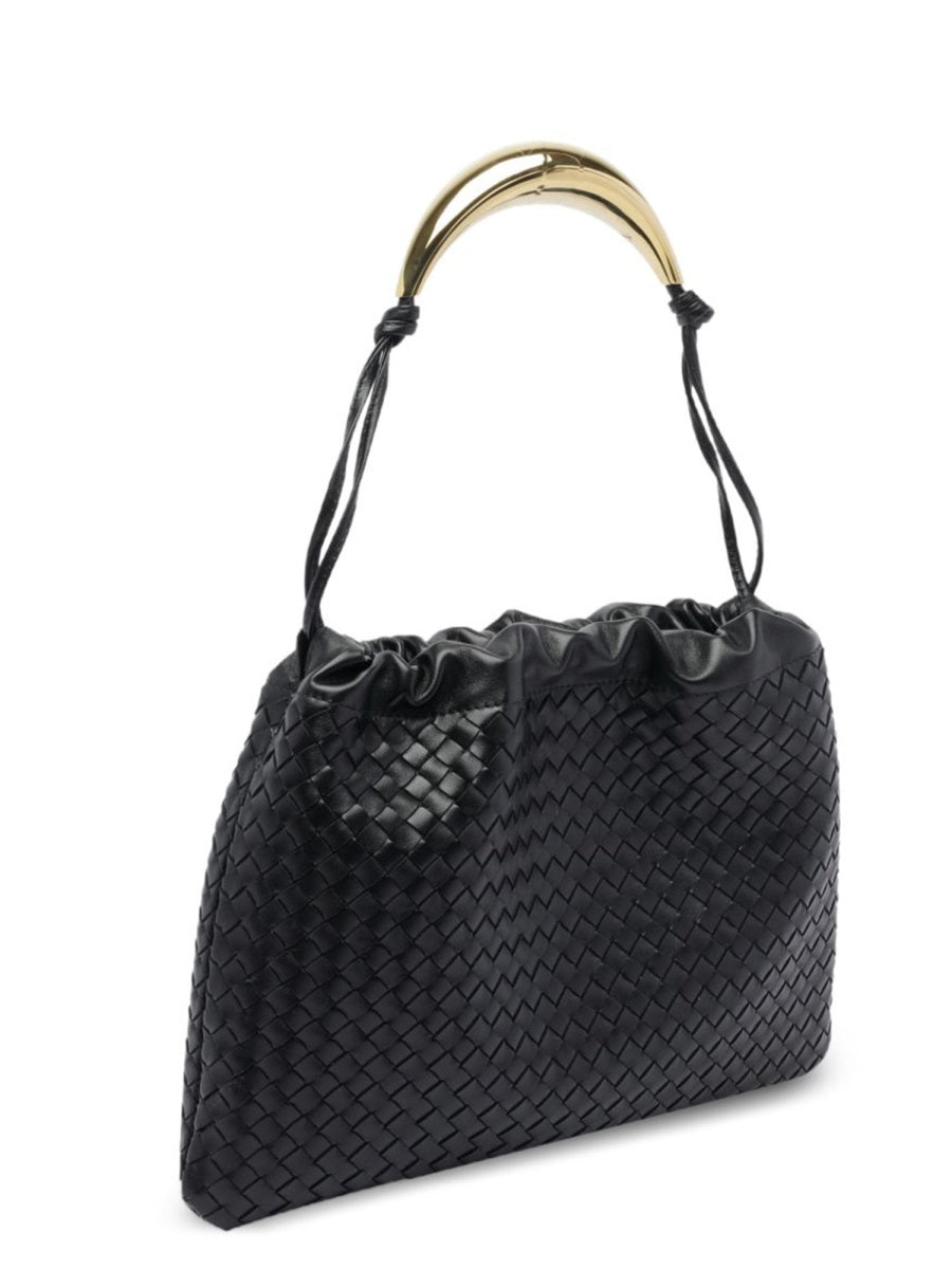 Bottega Veneta Clutch Bags - Black | dda61c900efb98b8f0046454562cdbe5ebc36468