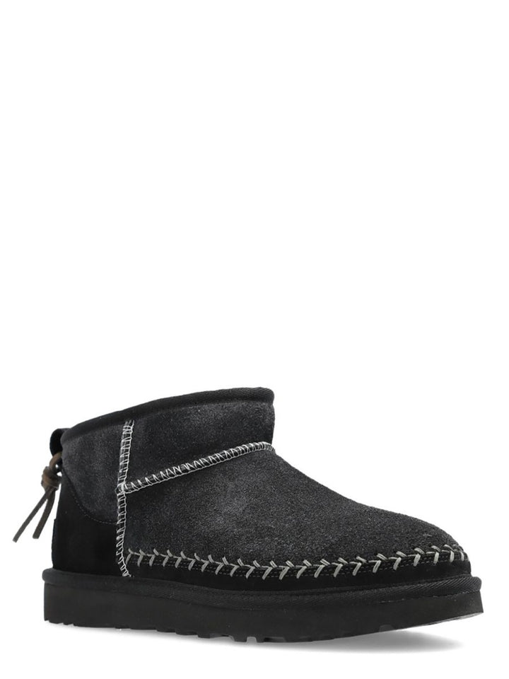 Ugg Boots - Black | 7e8bd53779bfdc28d59e4d3578cab590806fcf56