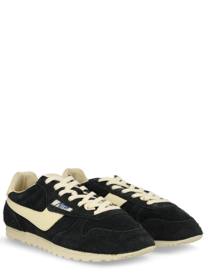 Autry Sneakers - Black | 28d122acc509df09c24e35c36d9fc26159a8ee0e