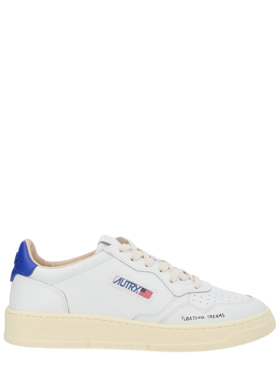 Autry Sneakers - White | 4c6ef028a3ad234e18688db28caf2dff75c87fe8
