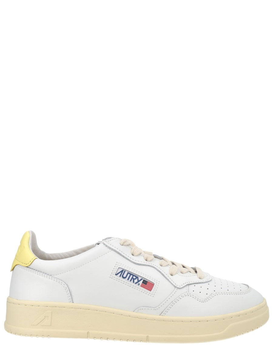 Autry Sneakers - White | 6a447f7c39cc5c3bd3d0e196eeb351771189e9c3