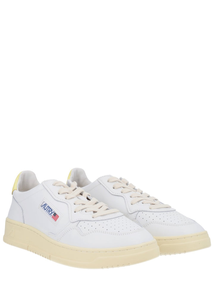 Autry Sneakers - White | 5cff7d9314d4864e6b1587766d5aa76d32e4544e