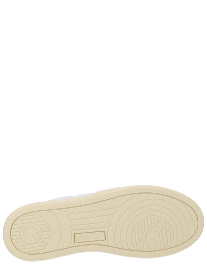 Autry Sneakers - White | e91dafda4d84a0eb558c3b7476399eb2d83da4f8