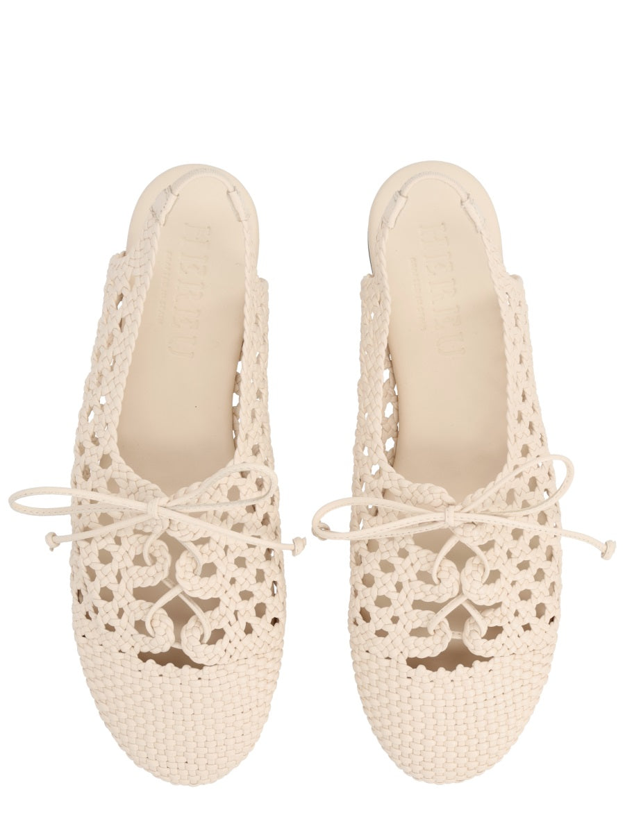 Hereu Flat Shoes - Ivory | ebc8af6dc9e25e9e094b98607248c988efa7d047