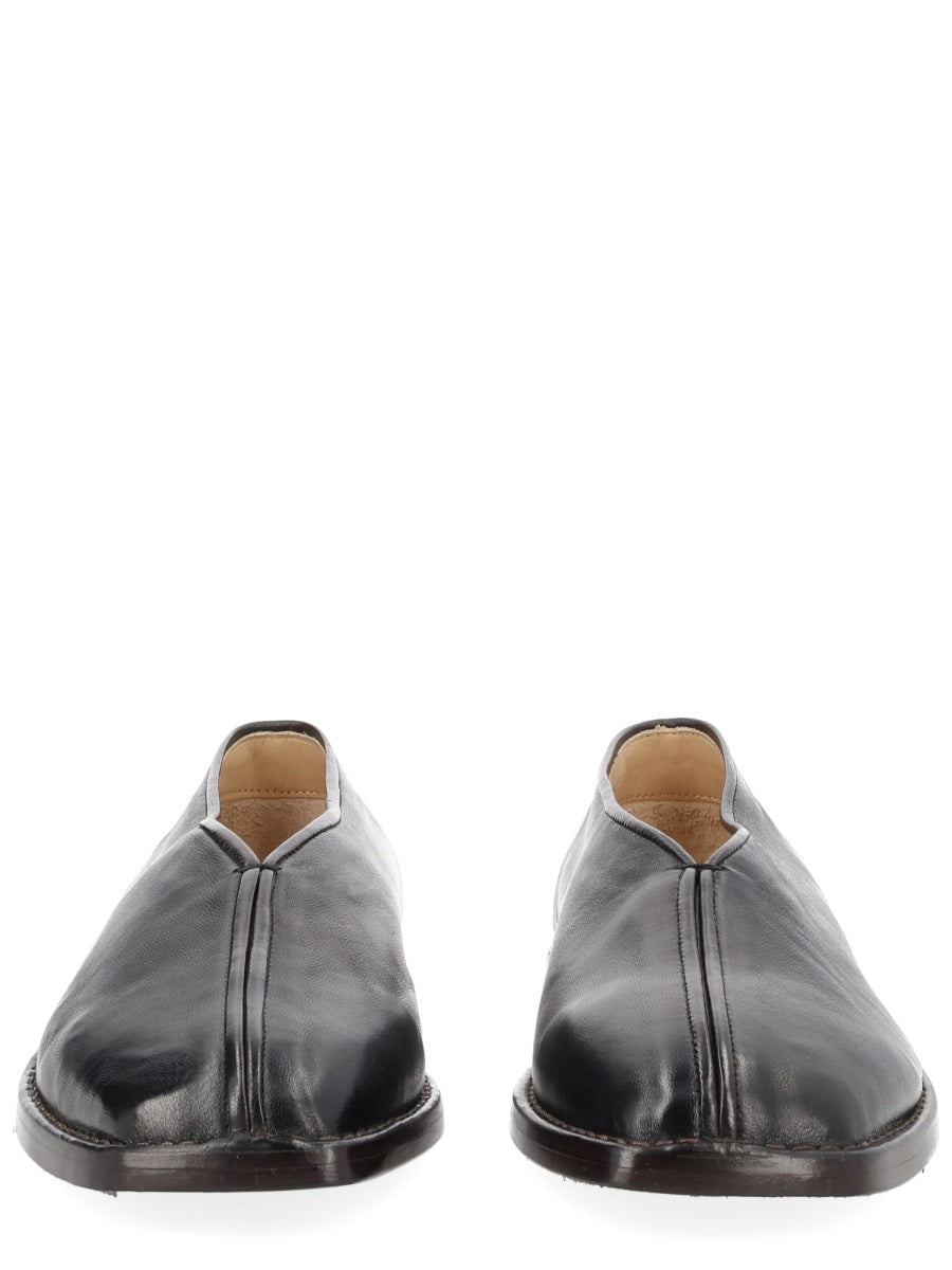 Lemaire Flat Shoes - Black | 485fdd25e785c2e9e2393bd1585fafbebf2a0f12