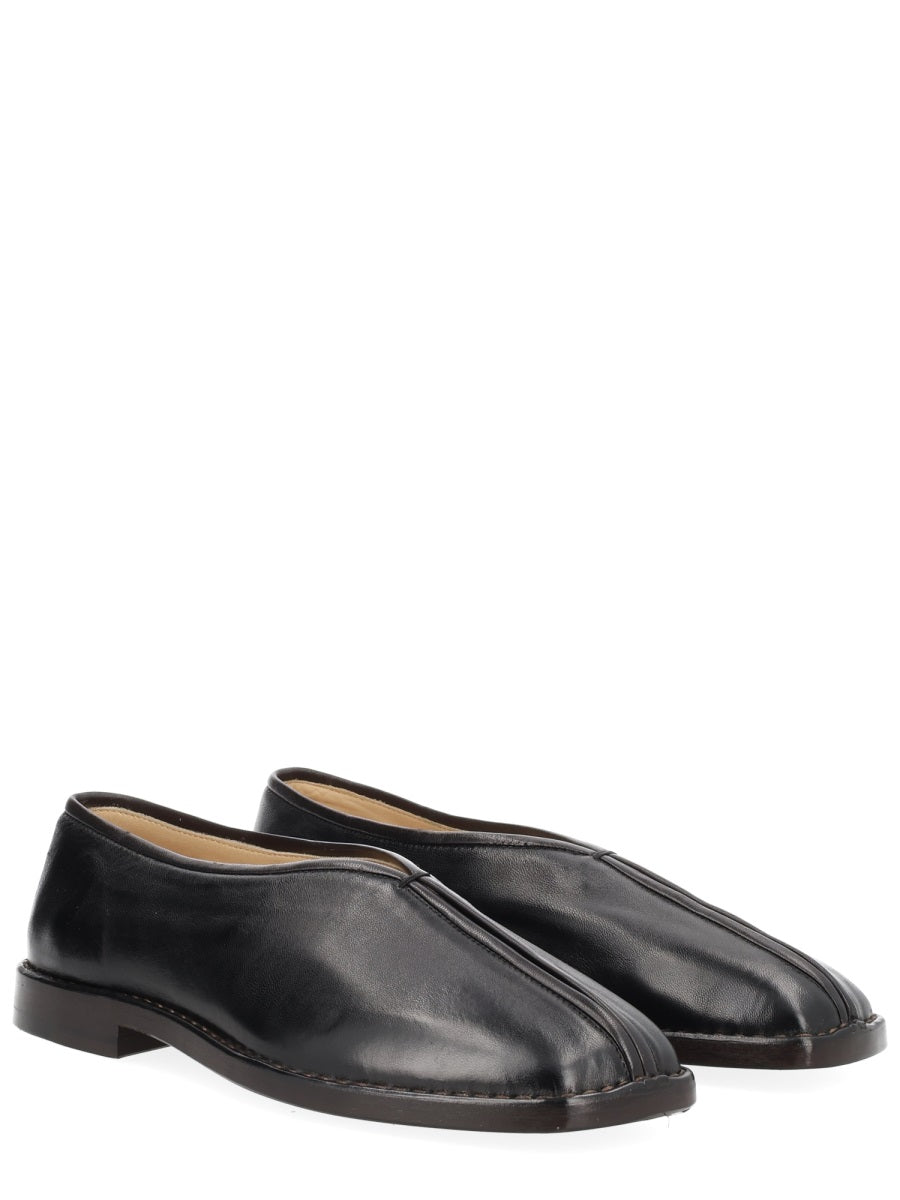 Lemaire Flat Shoes - Black | 3e764001903aa0be9f0411713fe262186eb11253