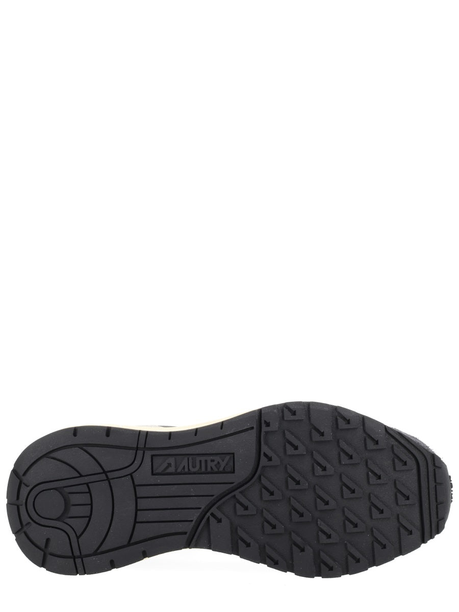 Autry Sneakers - Black | df381783e950f26fdf02c95d4ace260c6e34ce9f
