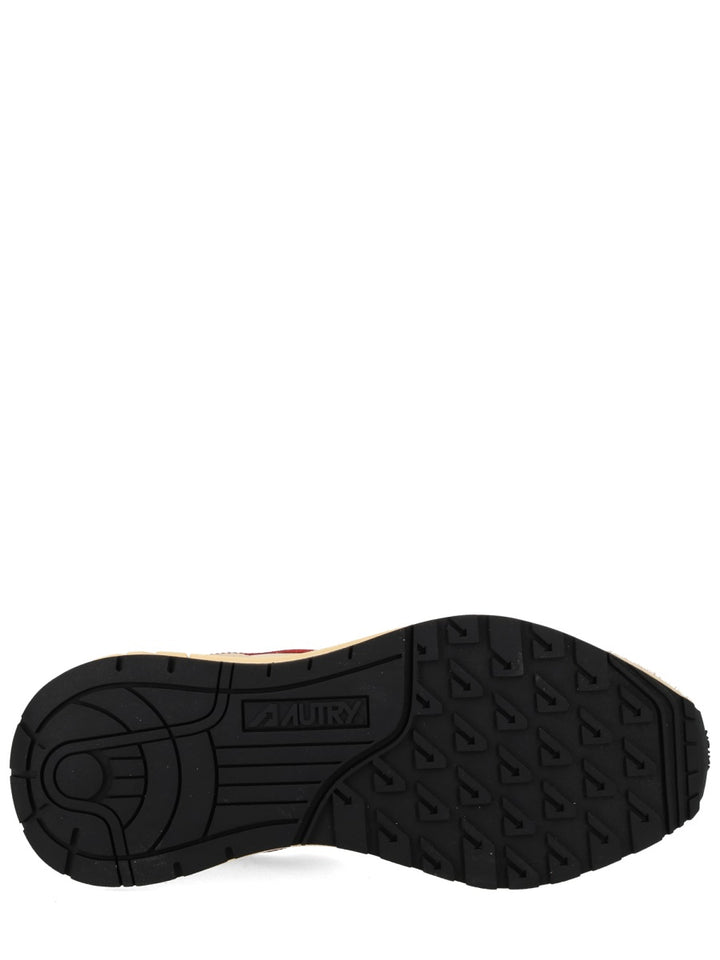 Autry Sneakers - Powder | 8a33da17a7e17a1f86d8bb1a7cdc8072aa92a32f