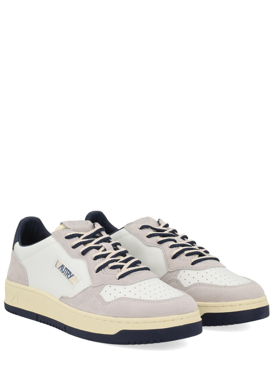 Autry Sneakers - White | f6d38366600b1b981a93f9dc474974141c5a17c2