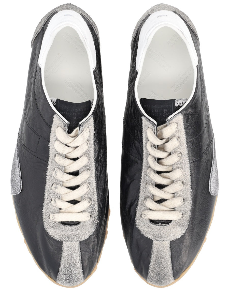 Maison Margiela Sneakers - Black | b048c97b10aa996db39f025df042b88e5dd17a52