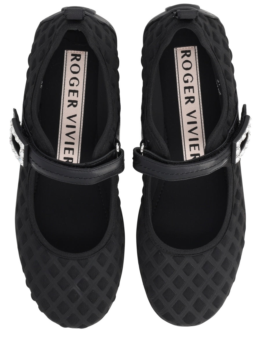 Roger Vivier Flat Shoes - Black | 767cd8b98219f6624a746c1c3e462dd5de7ef247