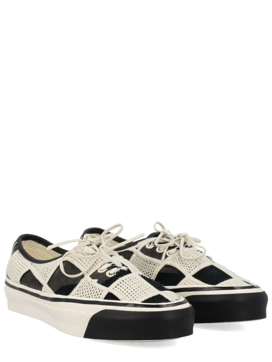 Vans Sneakers - Black | b3a5b8121f8b813e9515b6f72464cad6a777851a