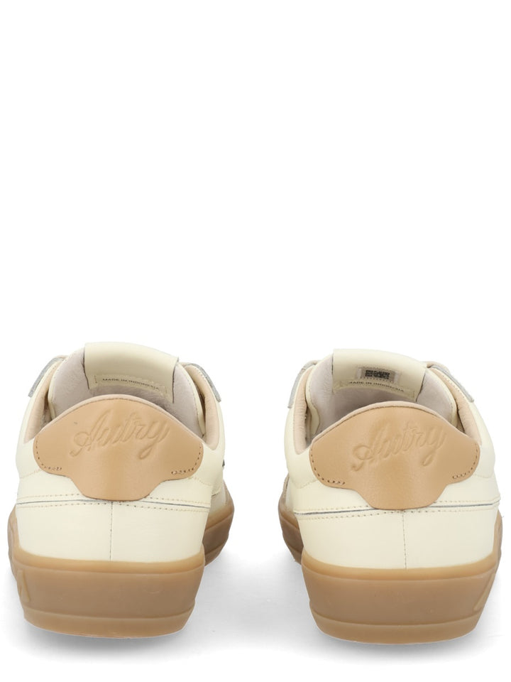 Autry Sneakers - Ivory | 87170bdab0011f11a021728d6c72e7c8fba3bf63