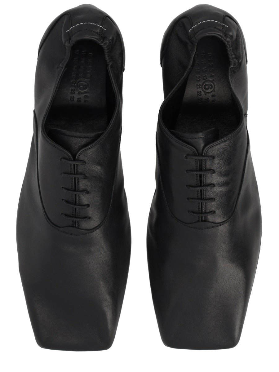 Mm6 Maison Margiela Flat Shoes - Black | 76607beb2d9a146ec9c474078a8407b32cad6ea8