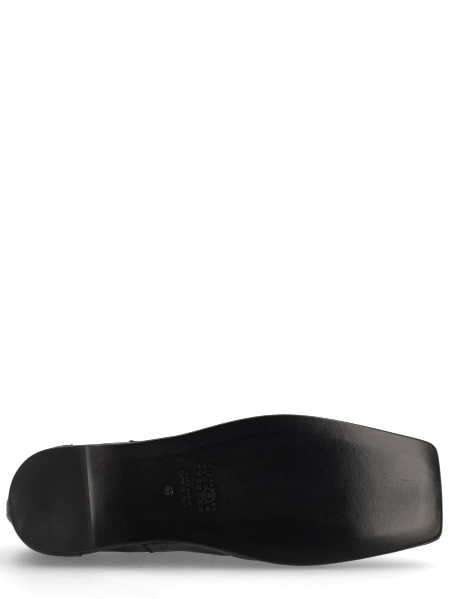 Mm6 Maison Margiela Flat Shoes - Black | 09b4b4c413b415b80f67b1ee4a5b98bf56050ea8