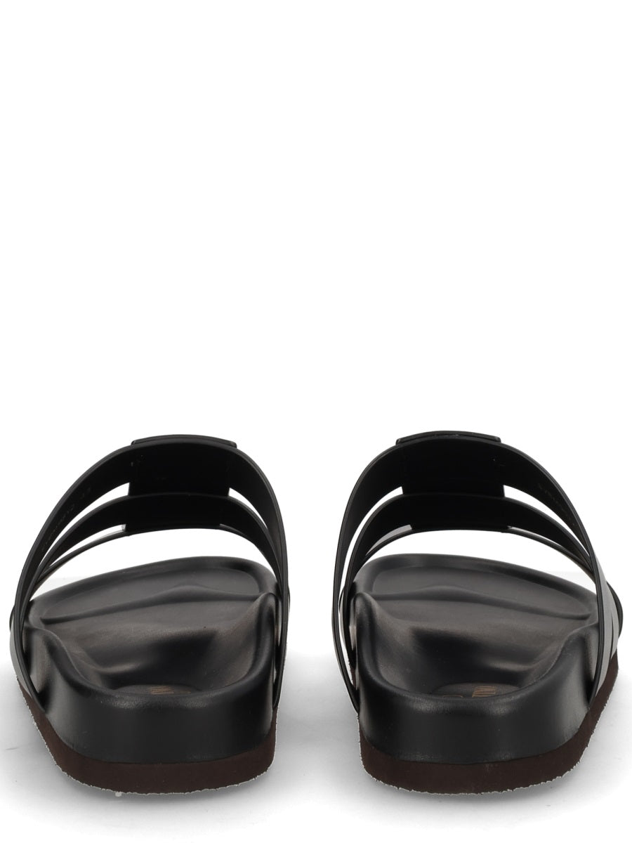 Valentino Garavani Sandals - Black | 20affbebae1f5fd316743634135c51a30020c955