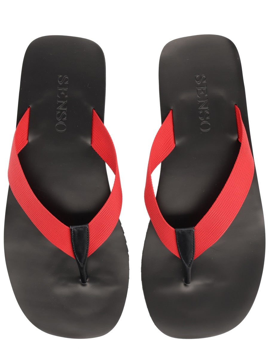 Senso Sandals - Red | e4c9fa4266b6ff2e0488664067886d0cdb43dd58