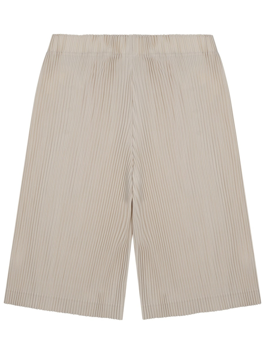 Homme Plisse Issey Miyake Shorts - Beige | 5cc8ca2e82a26be555bcb025decee1bf031aa823