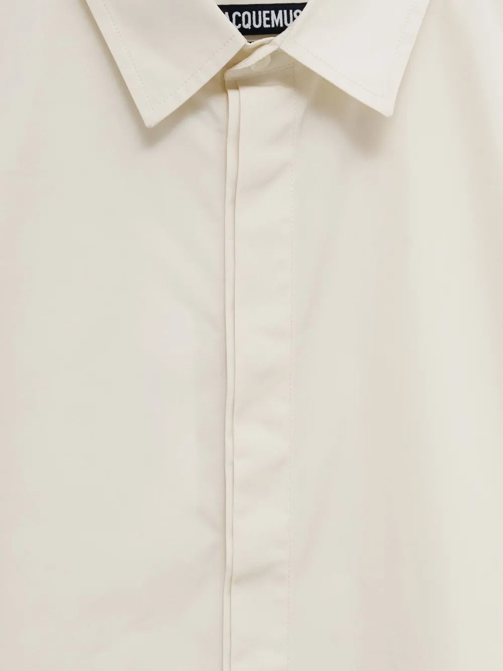 Jacquemus Plain - White | 9b3f4c768ebbe04ccf099ad87d4c30862e1f2b29