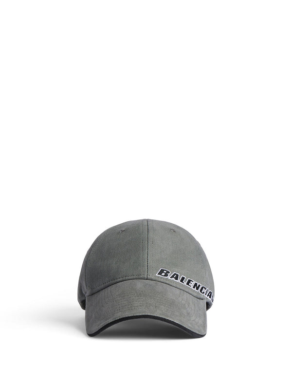 Tilted Typo Cap In Cotton Drill