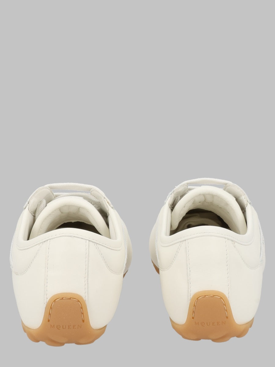 Alexander Mcqueen Sneakers - White | d6f2a8855f405fdd084cb8a83b13c7c07a2fa7b2