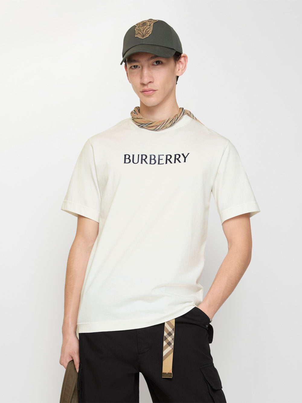 Burberry London England T-shirts - Nude & Neutrals | dfb29865f5ee27a3ef408ff6332602ac35c7ba47