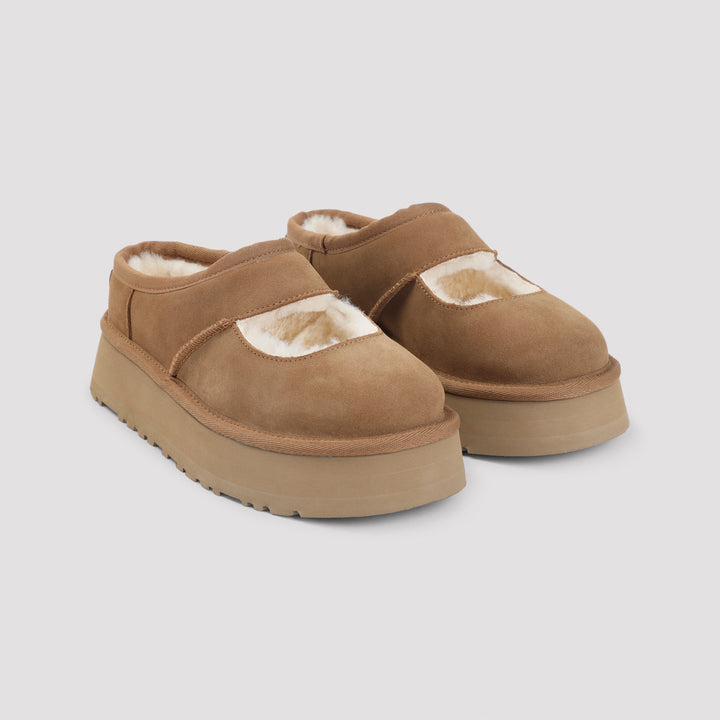 Ugg Slippers - Brown | 7b24736c792a53a3091ea3cd93f6ff3e9edf2381